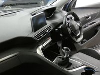 USED 2019 68 PEUGEOT 5008 1.5 BLUEHDI S/S ALLURE 5d 129 BHP 7 SEATS SAT NAV PART LEATHER FULL PEUGEOT SERVICE HISTORY 1 OWNER 6 MONTHS GOLD WARRANTY