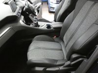 USED 2019 68 PEUGEOT 5008 1.5 BLUEHDI S/S ALLURE 5d 129 BHP 7 SEATS SAT NAV PART LEATHER FULL PEUGEOT SERVICE HISTORY 1 OWNER 6 MONTHS GOLD WARRANTY