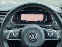 USED 2020 70 VOLKSWAGEN TIGUAN 1.5 TSI EVO R-Line Tech SUV 5dr Petrol DSG Euro 6 (s/s) (150 ps) POWER TAILGATE, 360' CAMERA, SELF STEER PARKING