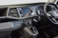 USED 2020 70 VOLKSWAGEN TRANSPORTER T6.1 T32 2.0 TDI 150PS DSG HIGHLINE KOMBI LWB Highline 150 DSG LWB Tailgate