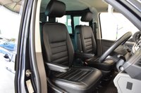 USED 2020 70 VOLKSWAGEN TRANSPORTER T6.1 T32 2.0 TDI 150PS DSG HIGHLINE KOMBI LWB Highline 150 DSG LWB Tailgate