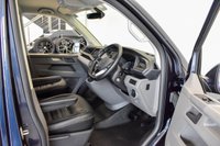 USED 2020 70 VOLKSWAGEN TRANSPORTER T6.1 T32 2.0 TDI 150PS DSG HIGHLINE KOMBI LWB Highline 150 DSG LWB Tailgate