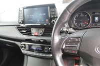 USED 2017 17 HYUNDAI I30 1.6 CRDI PREMIUM 5d 109 BHP FRONT AND REAR DASHCAM