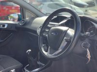 USED 2014 14 FORD FIESTA 1.0 ZETEC 5d 99 BHP 2 KEYS+&pound;0 ROAD TAX+AIR CON+PRIVACY GLASS+ALLOYS+DAB+BLUETOOTH+USB+MEDIA+AUX