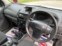 USED 2014 64 ISUZU D-MAX 2.5 TD DCB 164 BHP GENUINE LOW MILES ** NO VAT **
