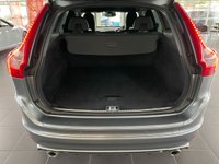 USED 2016 16 VOLVO XC60 2.4 D4 R-DESIGN LUX NAV AWD 5d 187 BHP FULL LEATHER INTERIOR HEATED SEATS