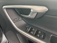 USED 2016 16 VOLVO XC60 2.4 D4 R-DESIGN LUX NAV AWD 5d 187 BHP FULL LEATHER INTERIOR HEATED SEATS
