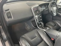 USED 2016 16 VOLVO XC60 2.4 D4 R-DESIGN LUX NAV AWD 5d 187 BHP FULL LEATHER INTERIOR HEATED SEATS