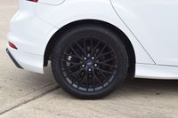 USED 2014 63 FORD FOCUS 1.6 ZETEC S ECOBOOST 5d 178 BHP 