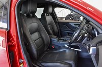USED 2016 16 JAGUAR F-PACE 3.0 V6 S AWD 5d 296 BHP 22-in Alloys, Pan Roof, Camera