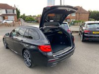 USED 2019 69 BMW 5 SERIES 2.0 520I M SPORT TOURING 5d 181 BHP *** &pound;9,965 FACTORY FITTED OPTIONS ***
