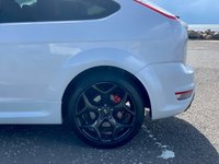 USED 2010 59 FORD FOCUS 2.5 ST-3 3d 223 BHP 