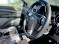 USED 2010 59 FORD FOCUS 2.5 ST-3 3d 223 BHP 