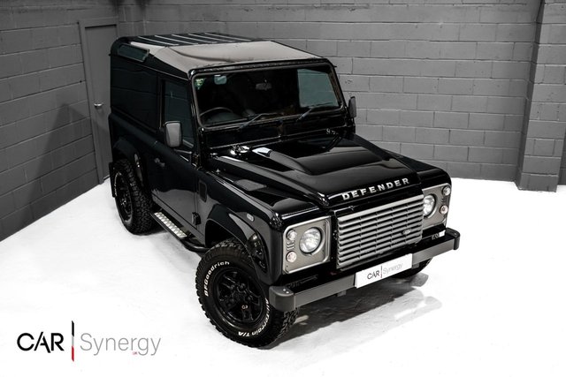 2015 65 Land Rover Defender 2.2 TD HARD TOP XS 2d 122 BHP