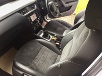 USED 2015 15 SKODA OCTAVIA 1.4 ELEGANCE TSI DSG 5d AUTO 139 BHP//30 POUND ROAD TAX///PARK PLOT//BLUETOOTH//1/2 LEATHER//SATNAV//FULL SKODA SERVING//1 RETIRED LADY OWNER+MOBILITY FINANCE //ELECTRIC FOLD MIRRORS//ULEZ COMPLIANT//JUST SERVICED BY US 139 BHP//30 POUND ROAD TAX///PARK PILOT//BLUETOOTH//1/2 LEATHER//SATNAV//FULL SKODA SERVING//1 RETIRED LADY OWNER+MOBILITY FINANCE //ELECTRIC FOLD MIRRORS//ULEZ COMPLIANT////JUST SERVICED BY US