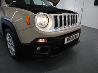 USED 2015 15 JEEP RENEGADE 1.6 M-JET LIMITED 5d 118 BHP GREAT FACTORY OPTION LOADED JEEP WITH THE LEATHER INTERIOR.