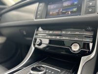 USED 2017 66 JAGUAR XF 3.0 V6 S 4d 296 BHP Electric Glass Sunroof Sat Nav