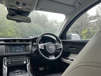 USED 2017 66 JAGUAR XF 3.0 V6 S 4d 296 BHP Electric Glass Sunroof Sat Nav