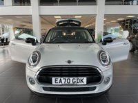 USED 2020 70 MINI HATCH COOPER 1.5 COOPER CLASSIC 3d 134 BHP DAB RADIO & BLUETOOTH AUDIO