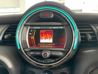 USED 2020 70 MINI HATCH COOPER 1.5 COOPER CLASSIC 3d 134 BHP DAB RADIO & BLUETOOTH AUDIO