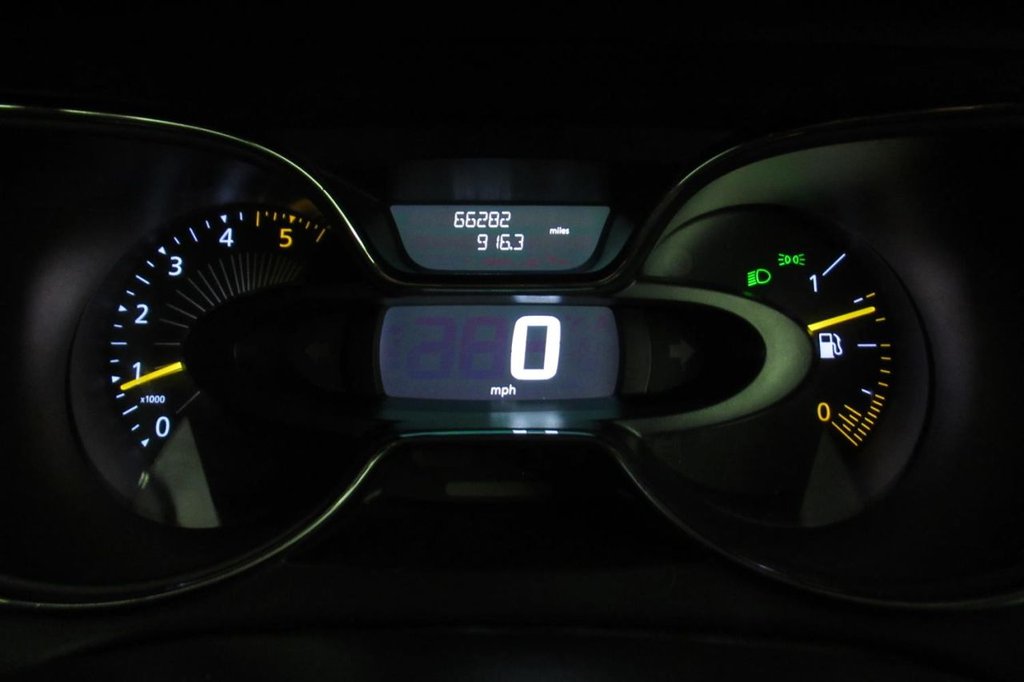 USED 2015 65 RENAULT CAPTUR 1.5 DYNAMIQUE S NAV DCI 5d 90 BHP 