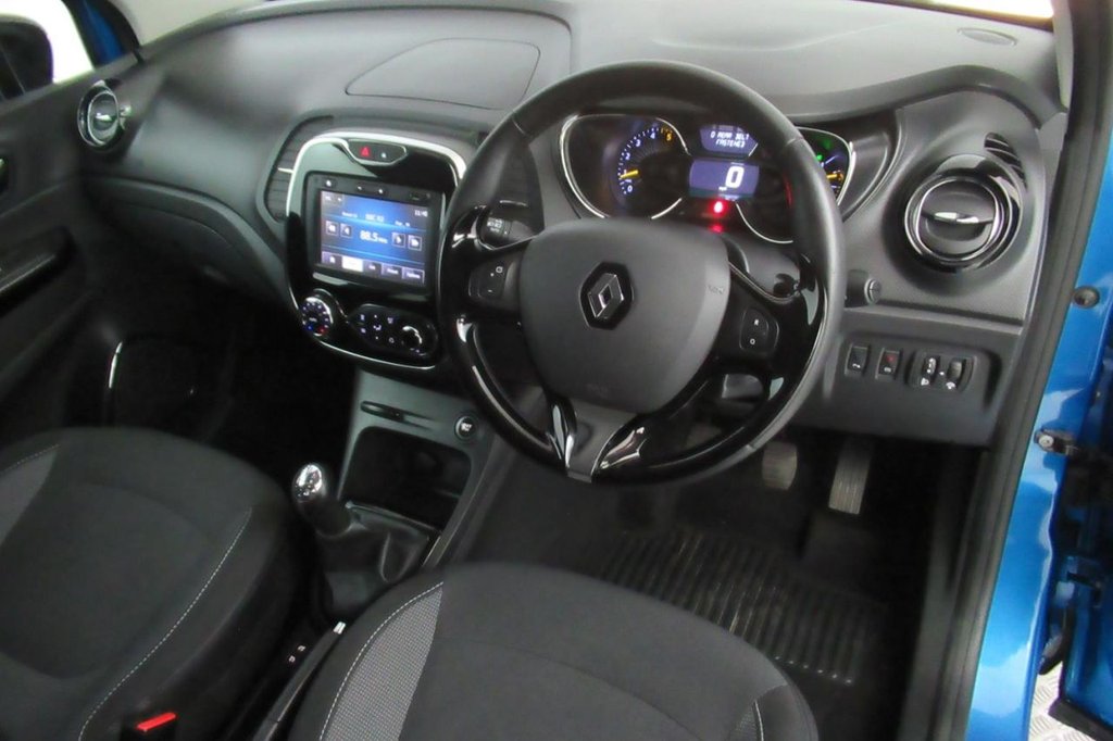USED 2015 65 RENAULT CAPTUR 1.5 DYNAMIQUE S NAV DCI 5d 90 BHP 