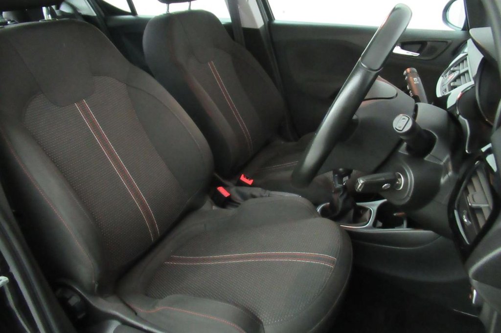 USED 2015 65 VAUXHALL CORSA 1.4 SRI ECOFLEX 5d  