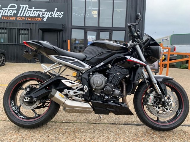 2017 17 Triumph Street Triple 765 RS