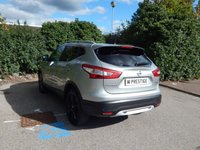 USED 2014 14 NISSAN QASHQAI 1.6 DCI TEKNA 5d 128 BHP LADY OWNED-19in GLOSS BLACK ALLOYS