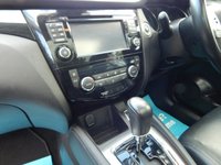 USED 2014 14 NISSAN QASHQAI 1.6 DCI TEKNA 5d 128 BHP LADY OWNED-19in GLOSS BLACK ALLOYS