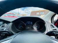 USED 2011 61 FORD FOCUS 1.6 TITANIUM 5d 124 BHP Stunning Top of the Range Petrol Ford Focus