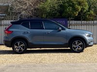 USED 2019 19 VOLVO XC40 2.0 T4 R-DESIGN AWD 5d 188 BHP 