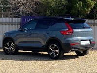 USED 2019 19 VOLVO XC40 2.0 T4 R-DESIGN AWD 5d 188 BHP 