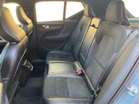 USED 2019 19 VOLVO XC40 2.0 T4 R-DESIGN AWD 5d 188 BHP 