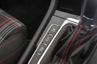 USED 2018 18 VOLKSWAGEN GOLF 2.0 GTI TSI DSG 3d 227 BHP 