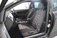 USED 2018 18 VOLKSWAGEN GOLF 2.0 GTI TSI DSG 3d 227 BHP 