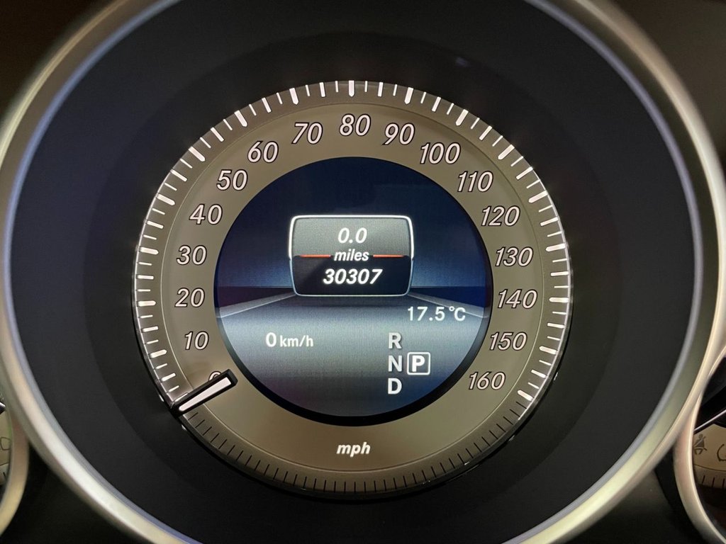 USED 2015 15 MERCEDES-BENZ E-CLASS 3.0 E350 BLUETEC AMG LINE 2d 255 BHP 