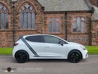 USED 2016 16 RENAULT CLIO 1.6 RENAULTSPORT NAV LUX 5d 200 BHP 
