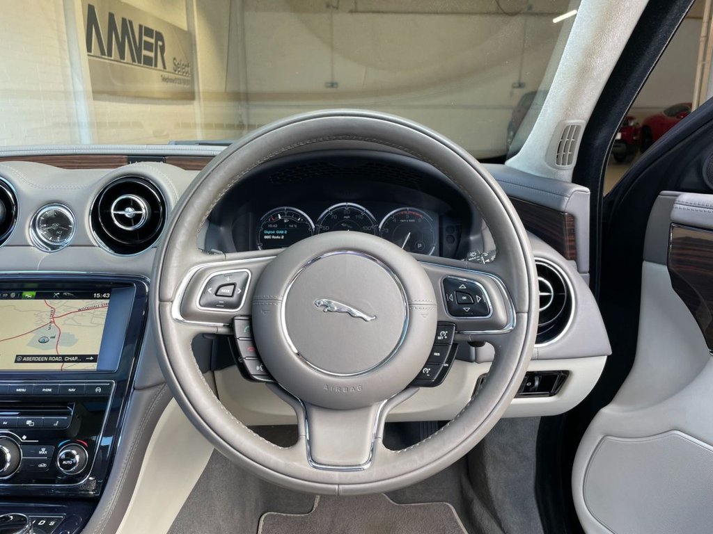 USED 2013 63 JAGUAR XJ 3.0 D V6 PORTFOLIO 4d 275 BHP 