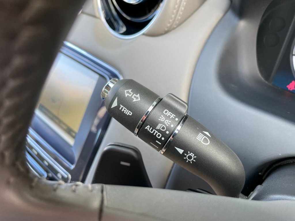 USED 2013 63 JAGUAR XJ 3.0 D V6 PORTFOLIO 4d 275 BHP 
