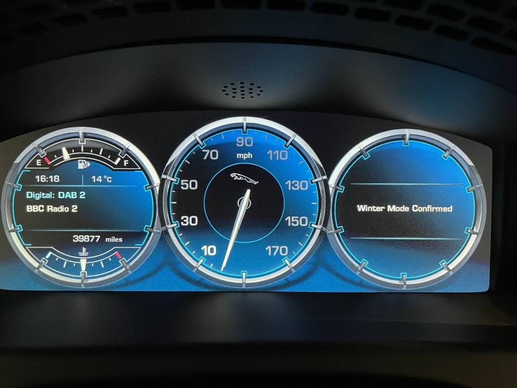 USED 2013 63 JAGUAR XJ 3.0 D V6 PORTFOLIO 4d 275 BHP 
