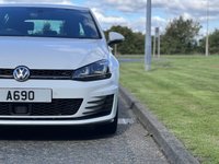 USED 2016 66 VOLKSWAGEN GOLF 2.0 GTD 5d 181 BHP Satellite Navigation 19"Alloys