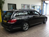 USED 2015 15 MERCEDES-BENZ E-CLASS 2.1 E220 BLUETEC SE PREMIUM 5d 174 BHP PREMIUM EDITION SAT NAV PANORAMIC SUNROOF LEATHER HEATED SEATS 2 OWNERS SERVICE HISTORY