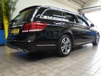 USED 2015 15 MERCEDES-BENZ E-CLASS 2.1 E220 BLUETEC SE PREMIUM 5d 174 BHP PREMIUM EDITION SAT NAV PANORAMIC SUNROOF LEATHER HEATED SEATS 2 OWNERS SERVICE HISTORY