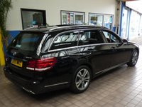 USED 2015 15 MERCEDES-BENZ E-CLASS 2.1 E220 BLUETEC SE PREMIUM 5d 174 BHP PREMIUM EDITION SAT NAV PANORAMIC SUNROOF LEATHER HEATED SEATS 2 OWNERS SERVICE HISTORY