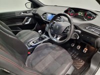 USED 2019 69 PEUGEOT 308 1.2 PURETECH GPF (131 PS) GT LINE ( EURO 6 ) 5DR S/S + NAV + PANORAMIC ROOF + 1/2 LEATHERS + APPLE CAR PLAY + CRUISE + MULTIMEDIA + 360 CAMERA + F-R PARK + PRIVACY + LEDS + 18S 18S+PANROOF+LEDS+TINTS+360CAM+1/2 LEATHER+NAV+CRUISE