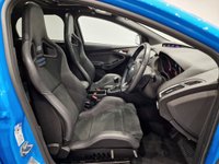 USED 2016 16 FORD FOCUS 2.3T ECOBOOST (350 PS) RS MANUAL AWD ( EURO 6 ) S/S 5DR + NAV + E/SUNROOF + RECARO LEATHER / ALCANTARA BUCKET SEATS + CRUISE + DRIVE MODE + MULTIMEDIA + XENON-LED + R/CAMERA + PARK AID + PRIVACY + PEARLESCENT PAINT + 19S E/SUNROOF+19S+XENON-+R/CAM+TINTS+RECAROS+NAV+CRUISE