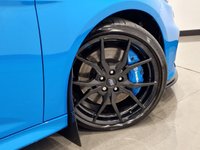 USED 2016 16 FORD FOCUS 2.3T ECOBOOST (350 PS) RS MANUAL AWD ( EURO 6 ) S/S 5DR + NAV + E/SUNROOF + RECARO LEATHER / ALCANTARA BUCKET SEATS + CRUISE + DRIVE MODE + MULTIMEDIA + XENON-LED + R/CAMERA + PARK AID + PRIVACY + PEARLESCENT PAINT + 19S E/SUNROOF+19S+XENON-+R/CAM+TINTS+RECAROS+NAV+CRUISE