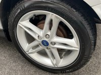 USED 2017 17 FORD FOCUS 1.5 ZETEC EDITION TDCI 5d 118 BHP FULL FORD HISTORY & SAT NAV AND APPLE PLAY