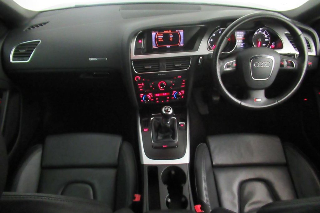 USED 2011 61 AUDI A5 2.0 TDI S LINE 2d 168 BHP 